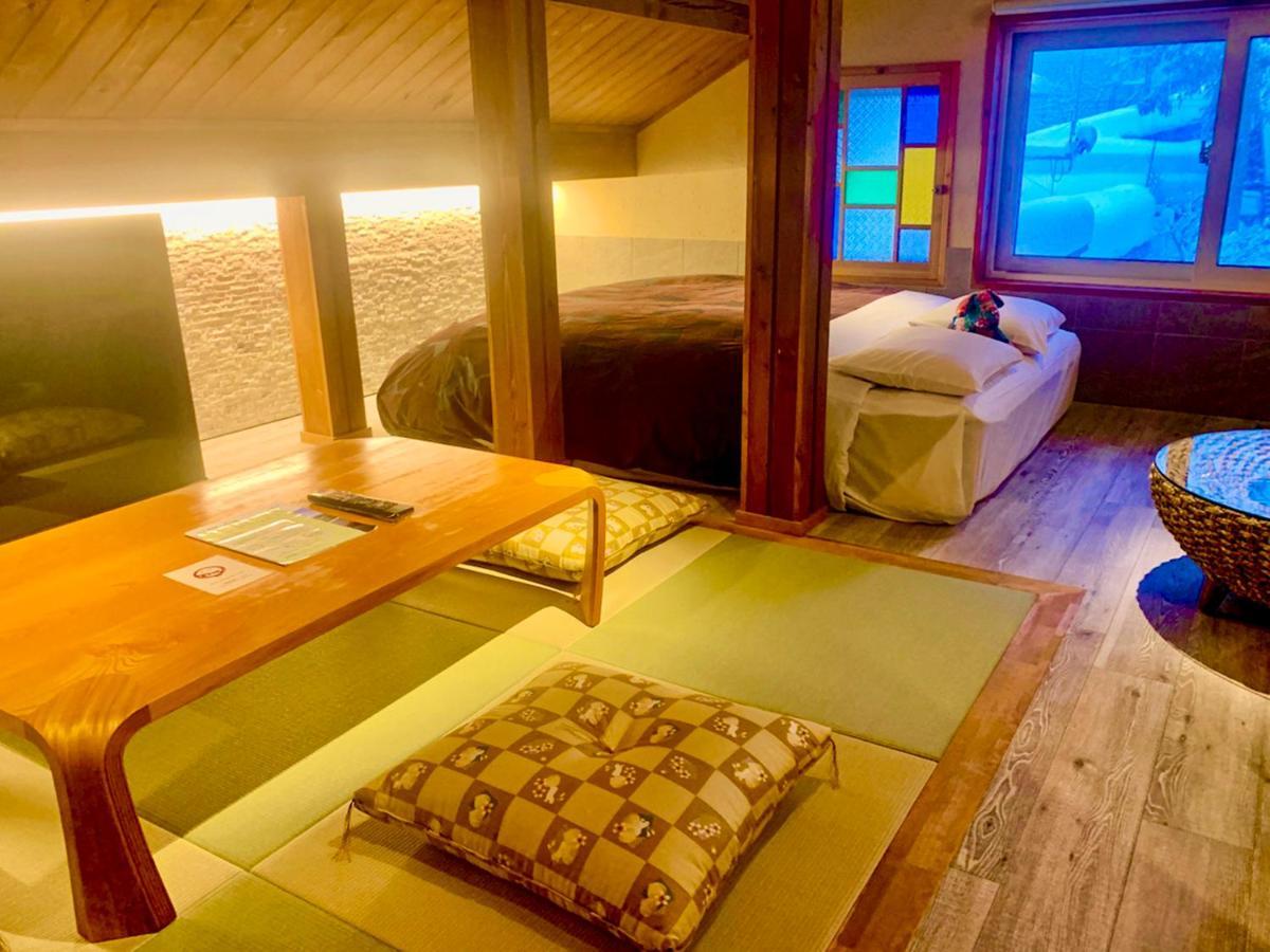 Kunugi Relaxation With 4 Modern Rooms Hakuba Exterior photo