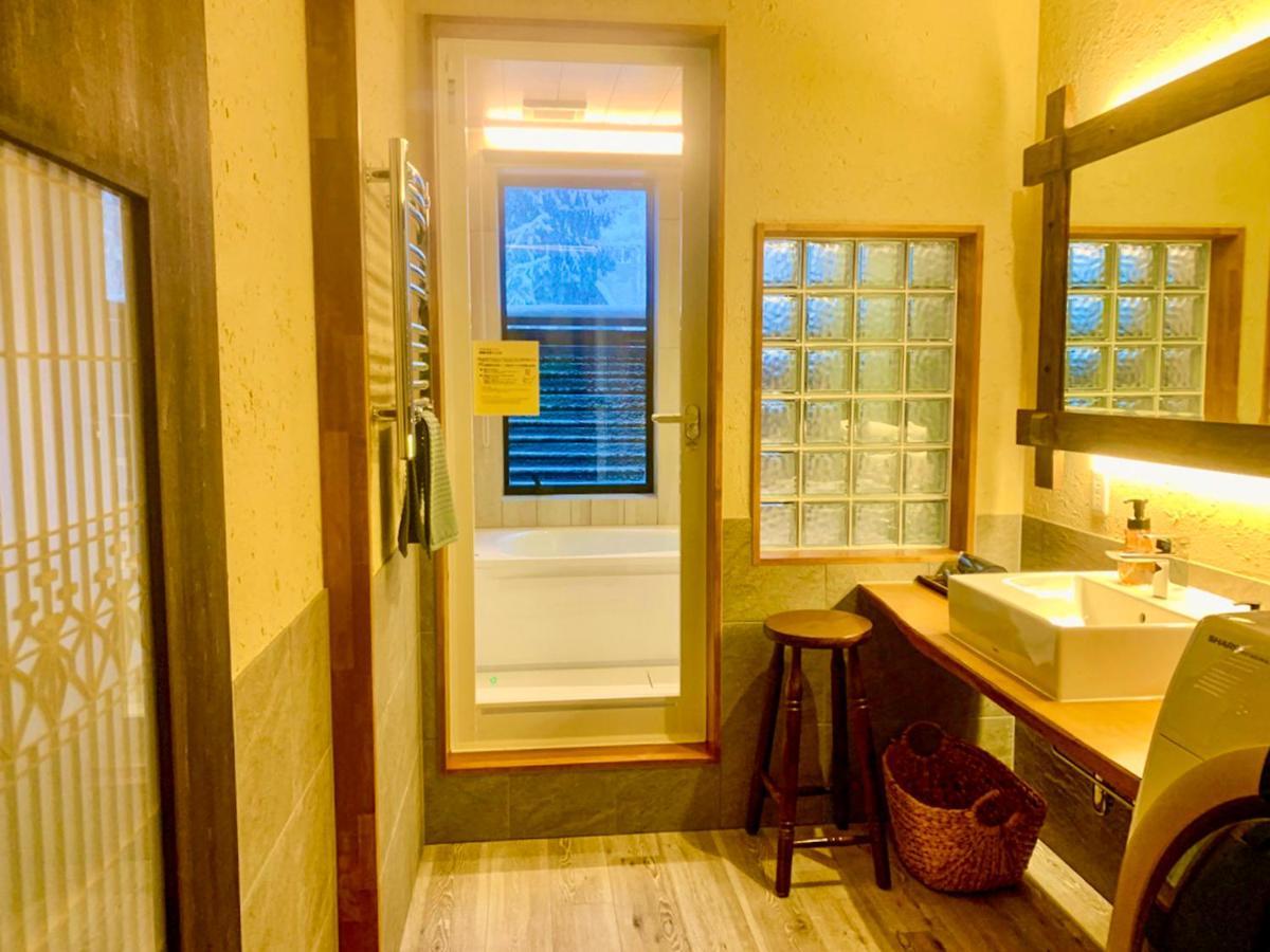 Kunugi Relaxation With 4 Modern Rooms Hakuba Exterior photo